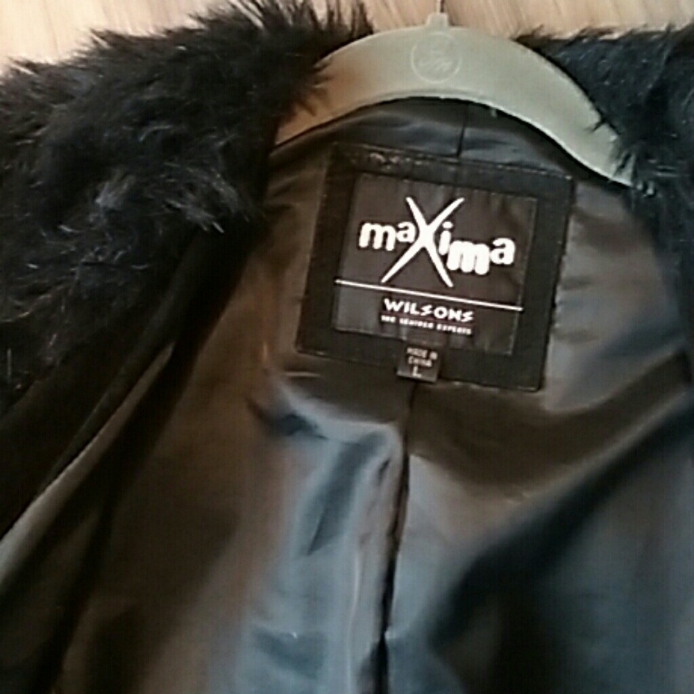 Wilson's leather jacket - Picture 3 of 4